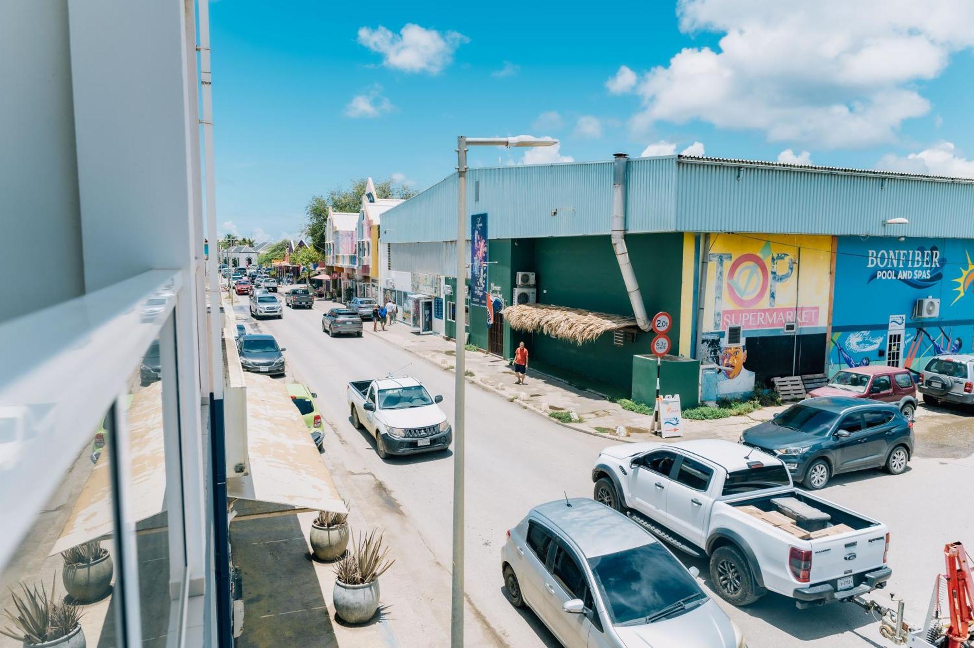 Central Hotel Bonaire Playa Extérieur photo